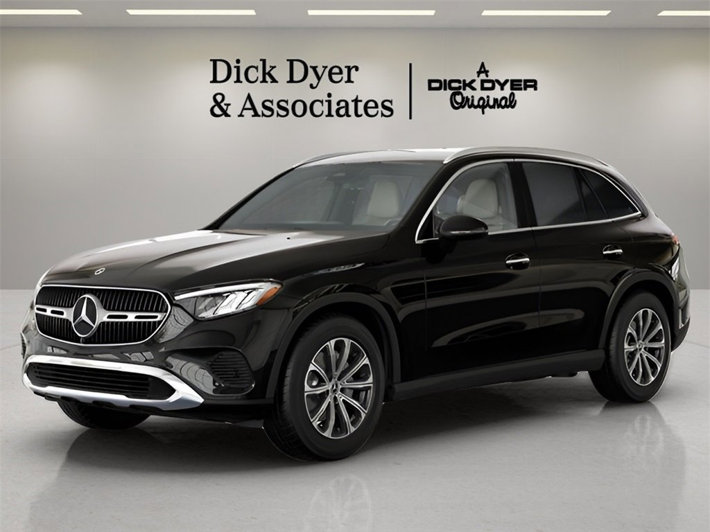 Used 2025 Mercedes-Benz GLC 300 4MATIC image 24
