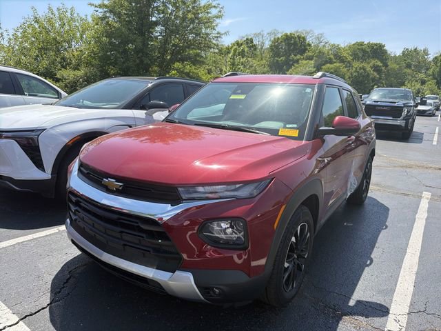 Certified 2021 Chevrolet TrailBlazer LT w/ Convenience Package FWD image 14