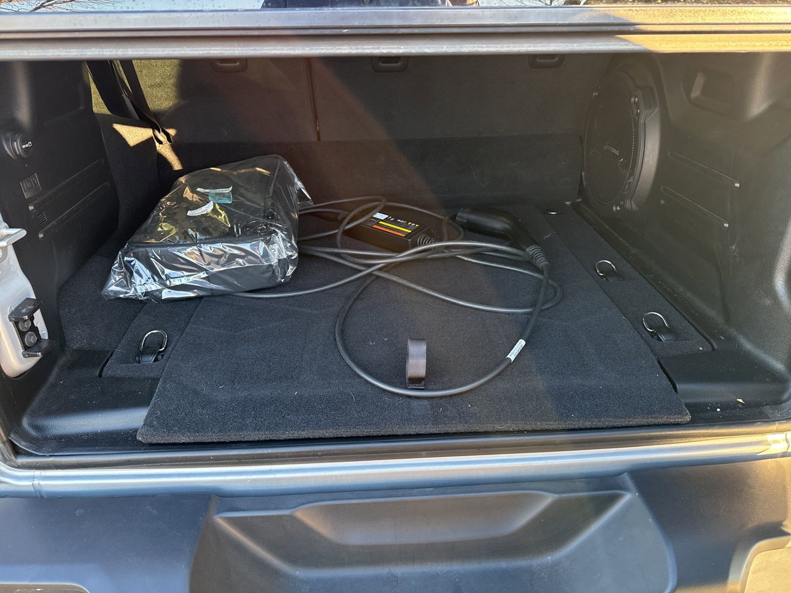 Used 2023 Jeep Wrangler Unlimited Sahara w/ Cold Weather Group image 6