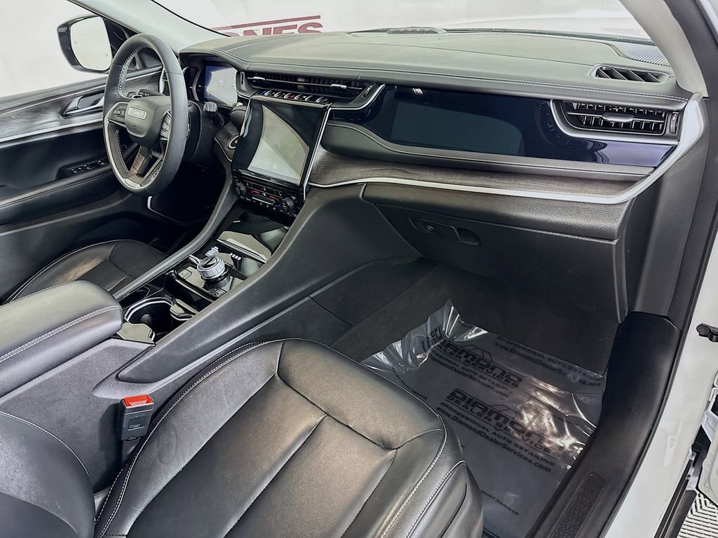 Used 2022 Jeep Grand Cherokee Limited 4xe image 33