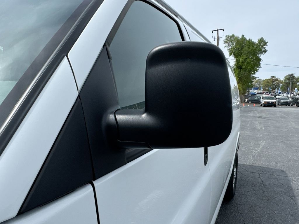 Used 2024 GMC Savana 2500 image 11