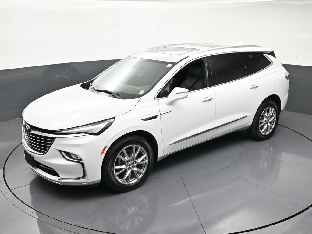 Certified 2024 Buick Enclave Essence w/ Experience Buick Package AWD/4WD image 16