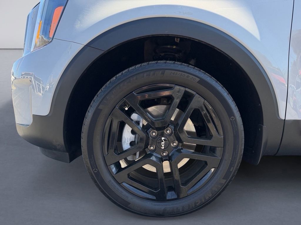 Used 2023 Kia Telluride EX X-Line image 9