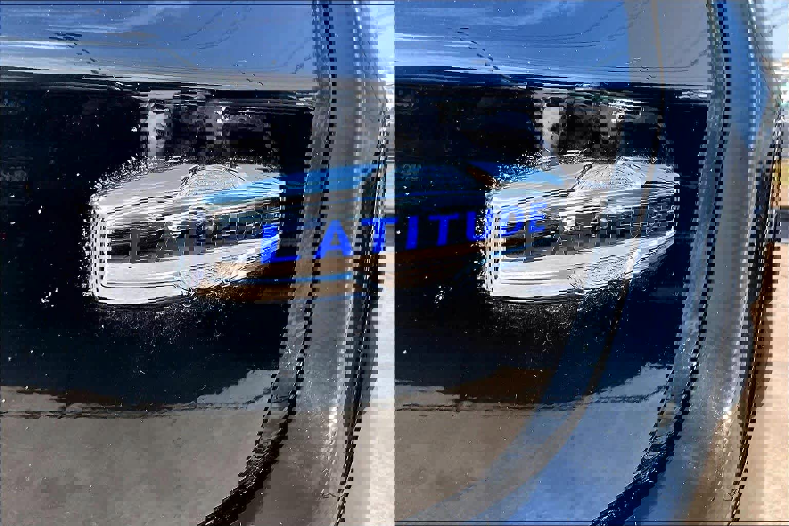 Used 2020 Jeep Compass Latitude image 9