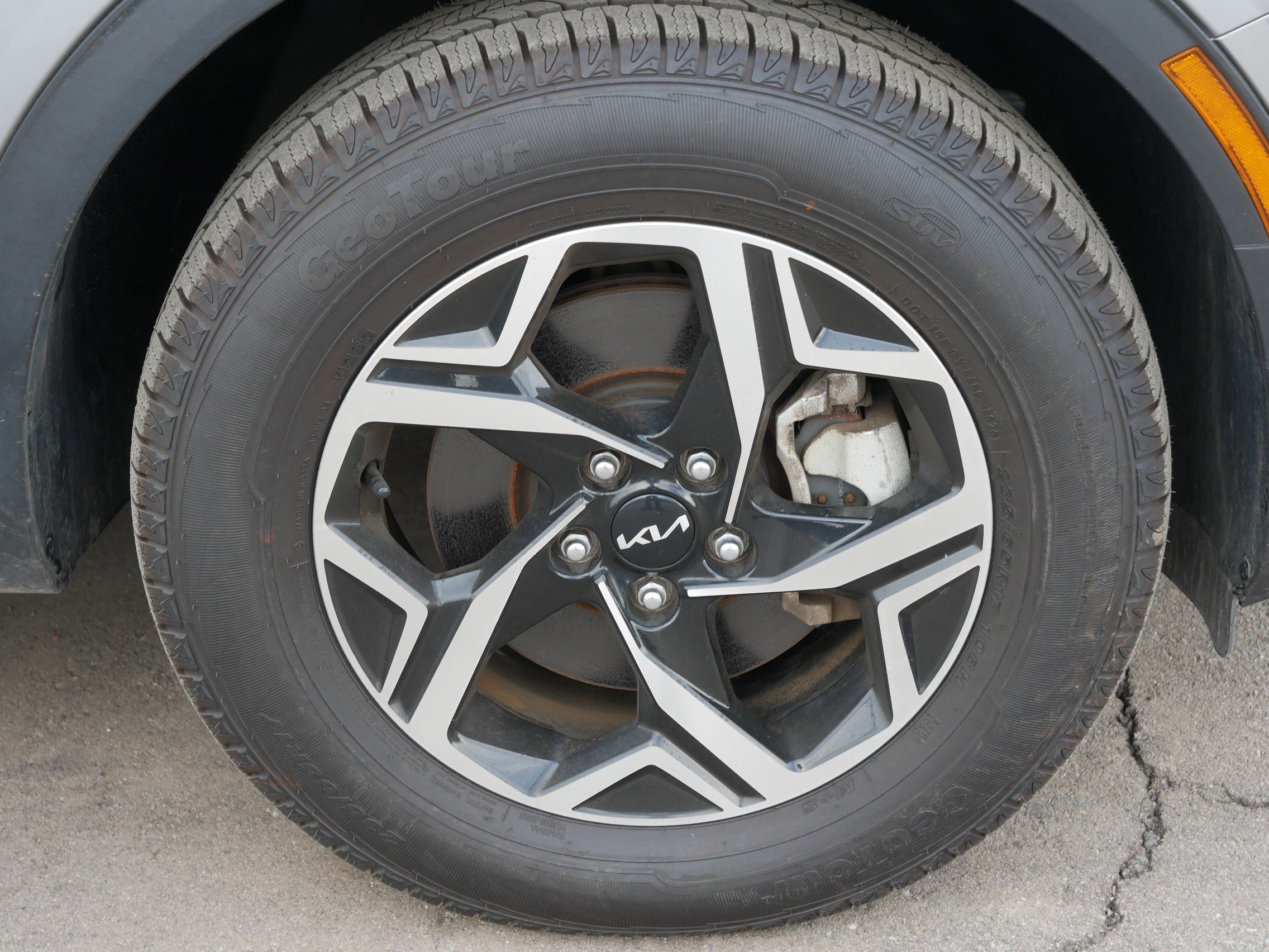 Certified 2024 Kia Sportage LX image 15