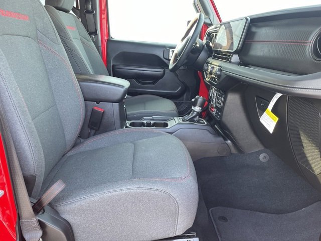 Used 2024 Jeep Wrangler Unlimited Rubicon w/ Dual Top Group image 15