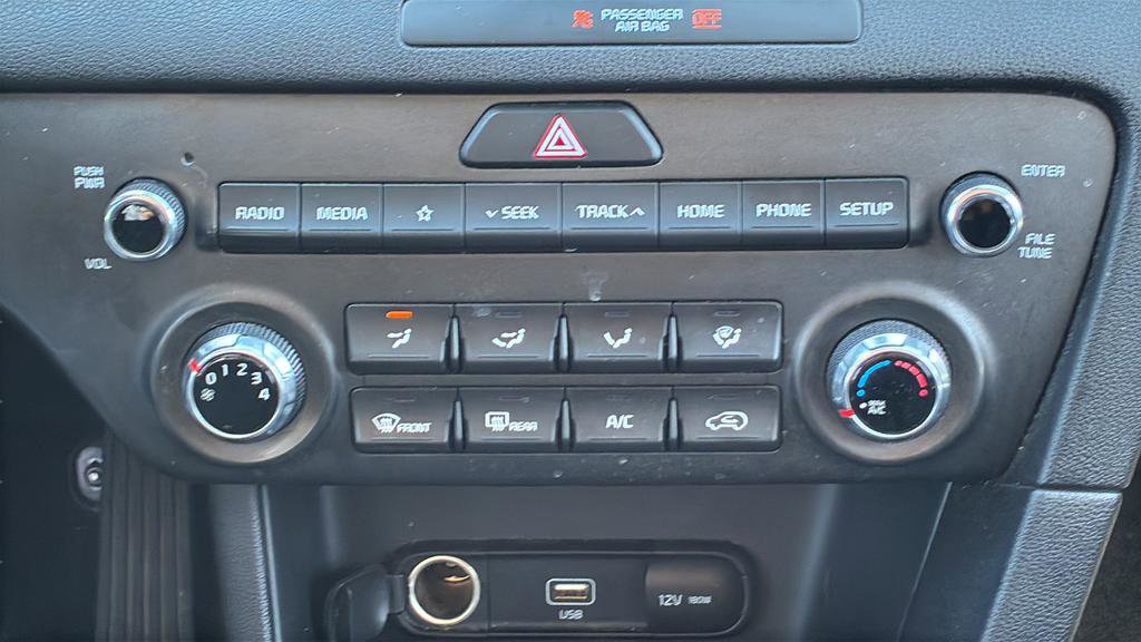 Used 2020 Kia Sportage LX image 21