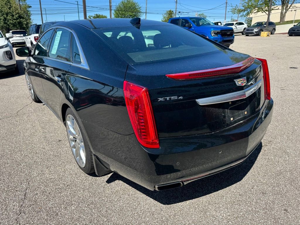 Used 2016 Cadillac XTS Platinum AWD/4WD image 3