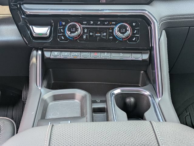 New 2026 GMC Sierra 2500 Denali w/ Denali Reserve Package AWD/4WD image 22