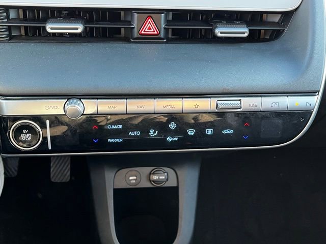 Used 2024 Hyundai Ioniq 5 SE image 27