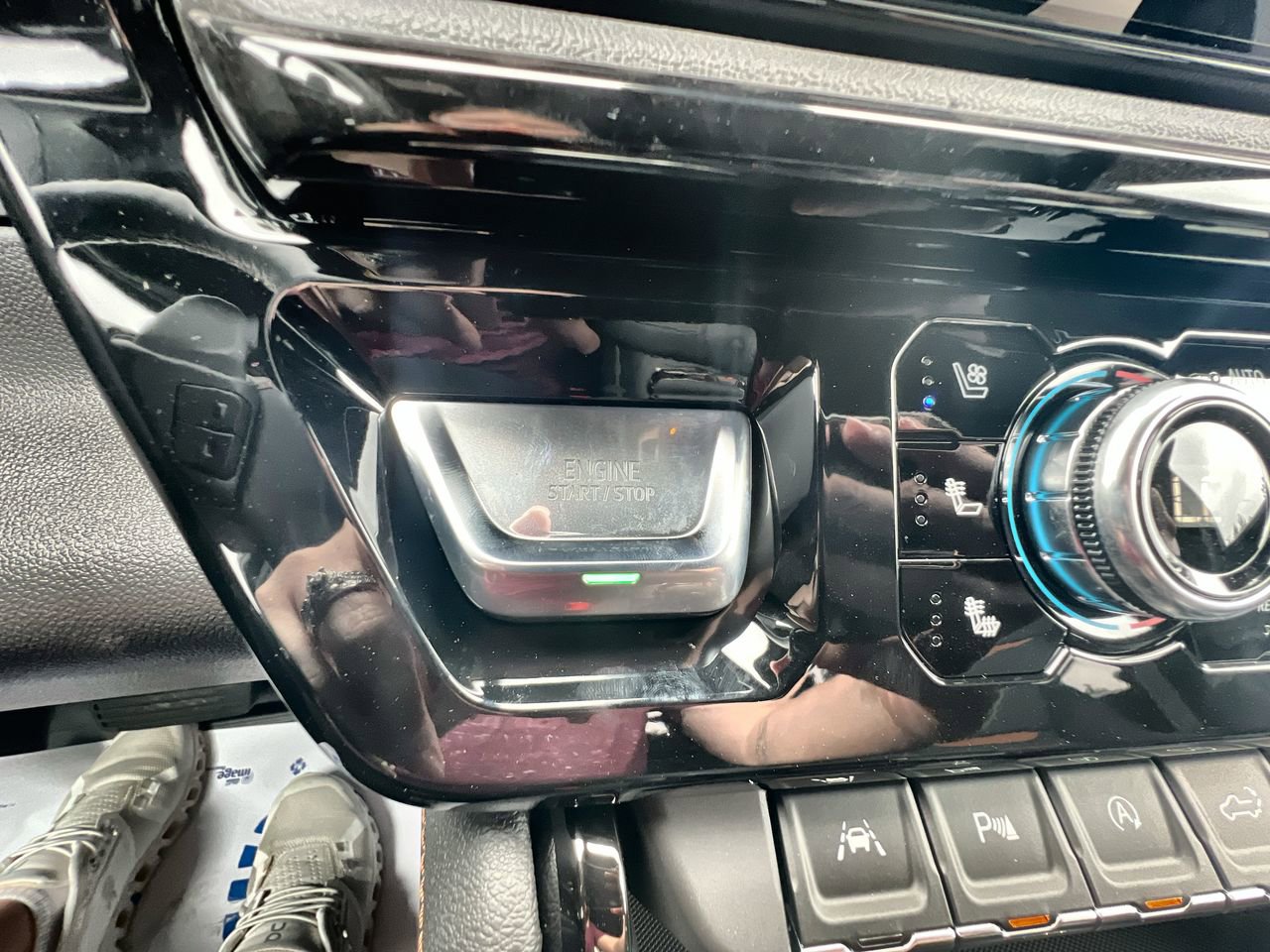 New 2026 GMC Sierra 1500 AT4 w/ AT4 Premium Package image 52