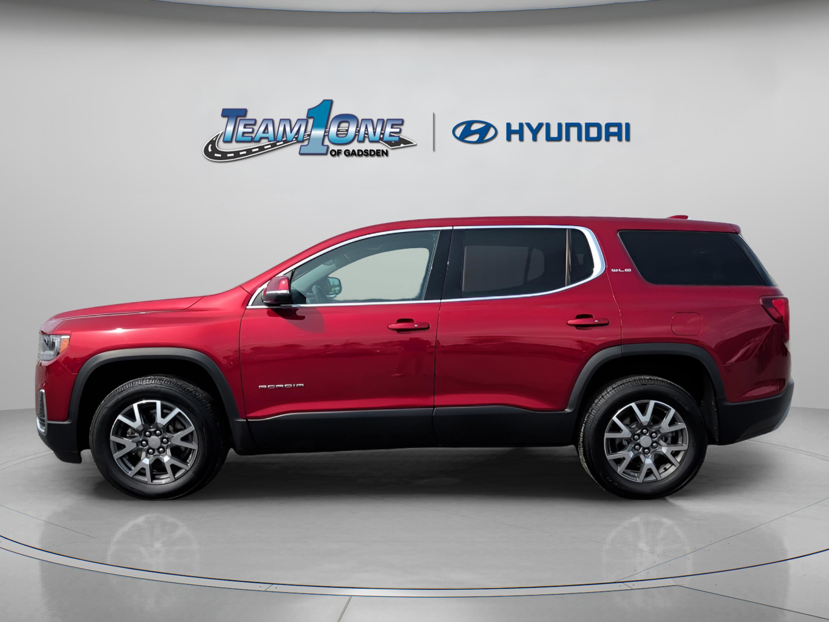 Used 2023 GMC Acadia SLE image 5