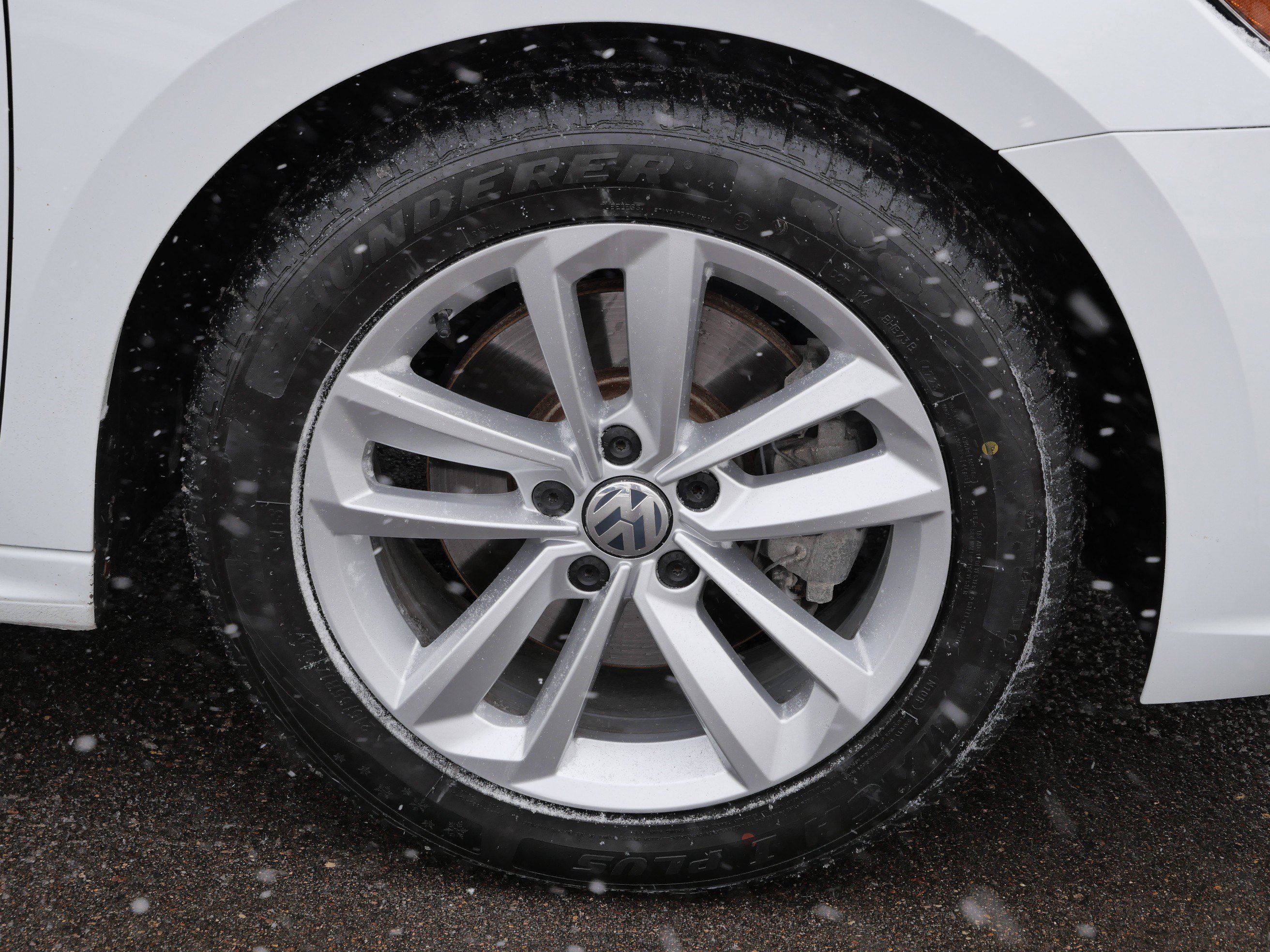 Certified 2020 Volkswagen Passat 2.0T SE image 15