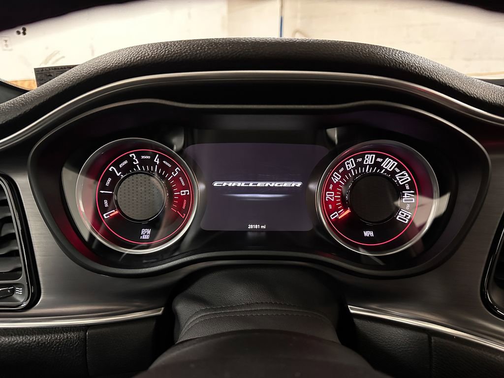 Used 2016 Dodge Challenger SXT w/ Sound Group image 29