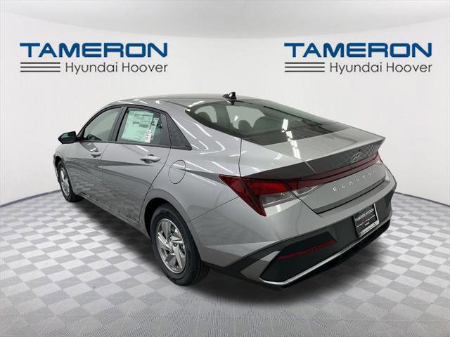 New 2026 Hyundai Elantra SE w/ Cargo Package image 3