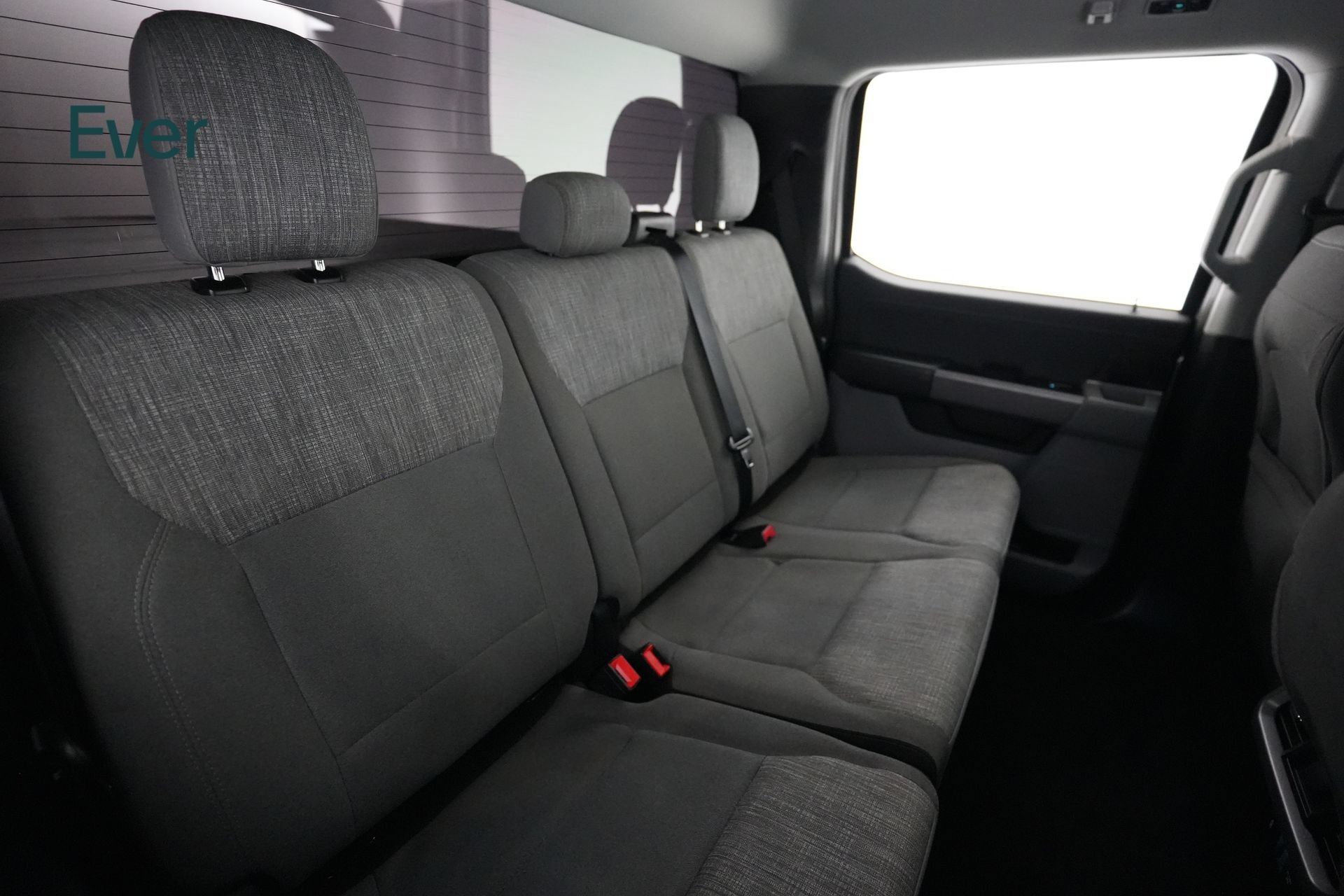 Used 2022 Ford F150 Lightning XLT AWD/4WD image 5