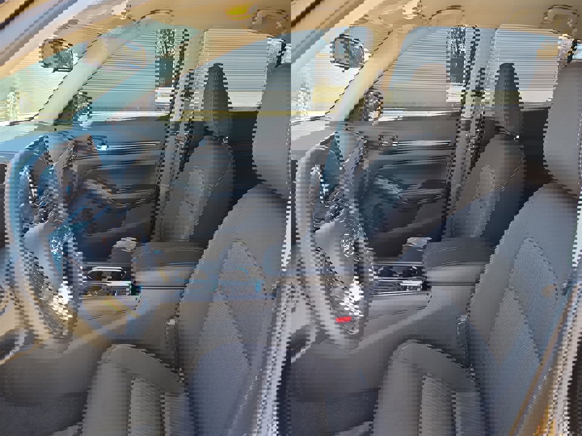 Used 2024 Nissan Altima 2.5 SV image 16