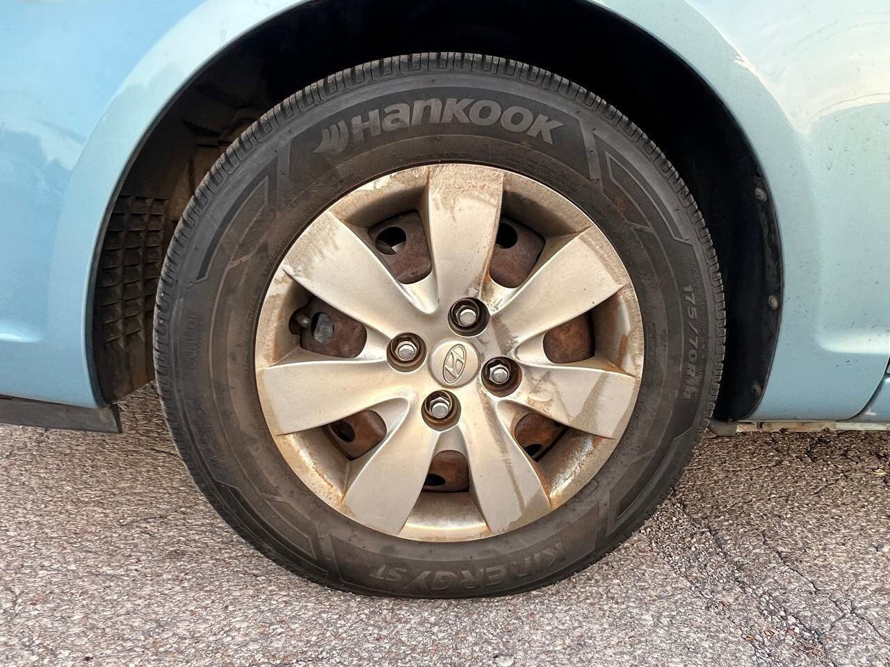Used 2008 Hyundai Accent GS FWD image 20