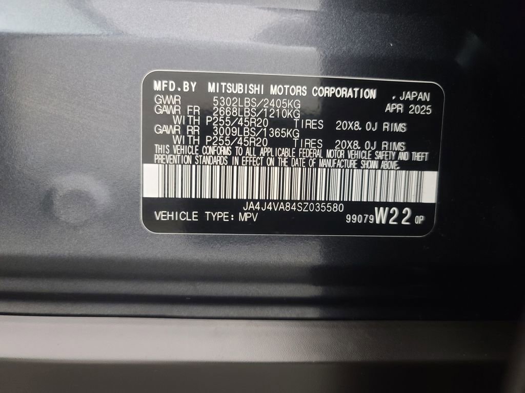 Used 2025 Mitsubishi Outlander SE image 43