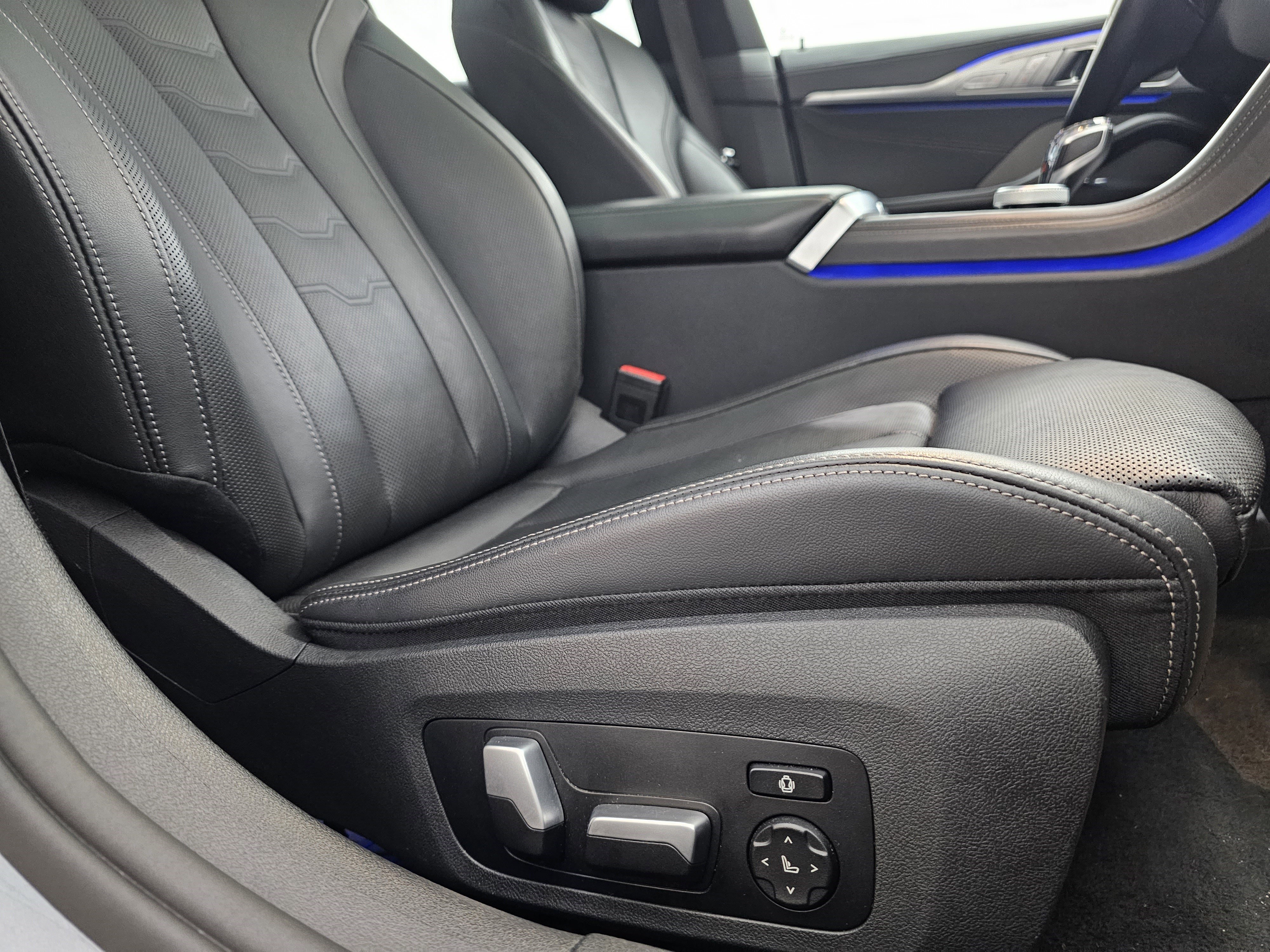 Used 2021 BMW 840i Gran Coupe xDrive w/ M Sport Package image 14