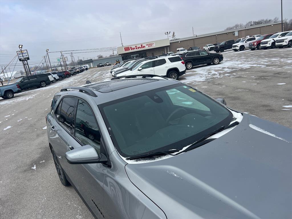 Used 2023 Chevrolet Equinox RS image 6
