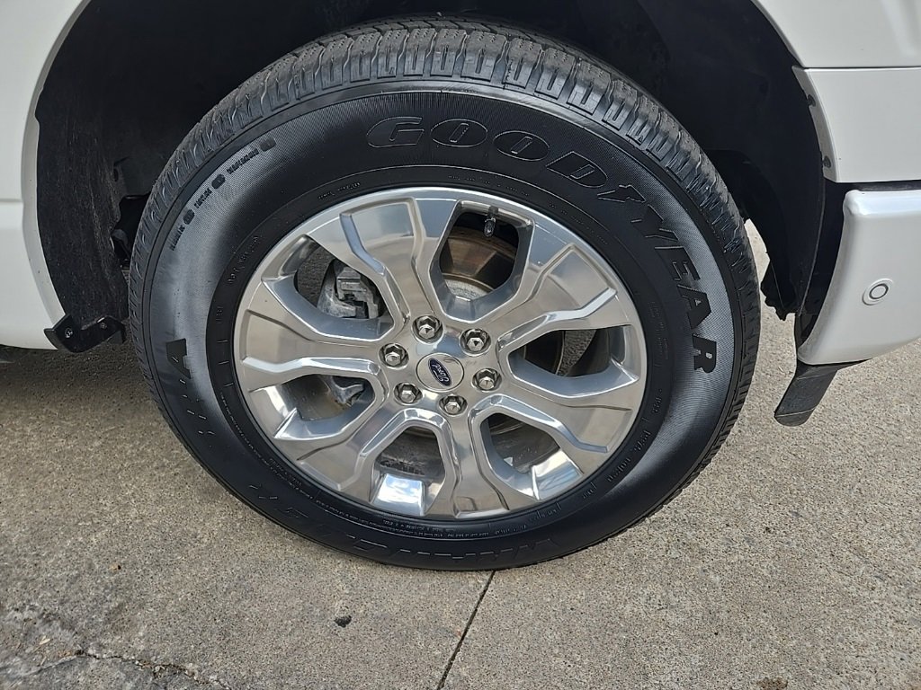 Used 2023 Ford F150 Platinum w/ FX4 Off-Road Package image 35