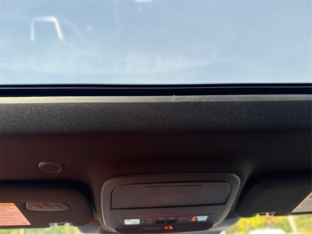 New 2025 Ford Explorer ST-Line image 22