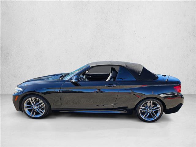 Used 2018 BMW 230i Convertible image 8