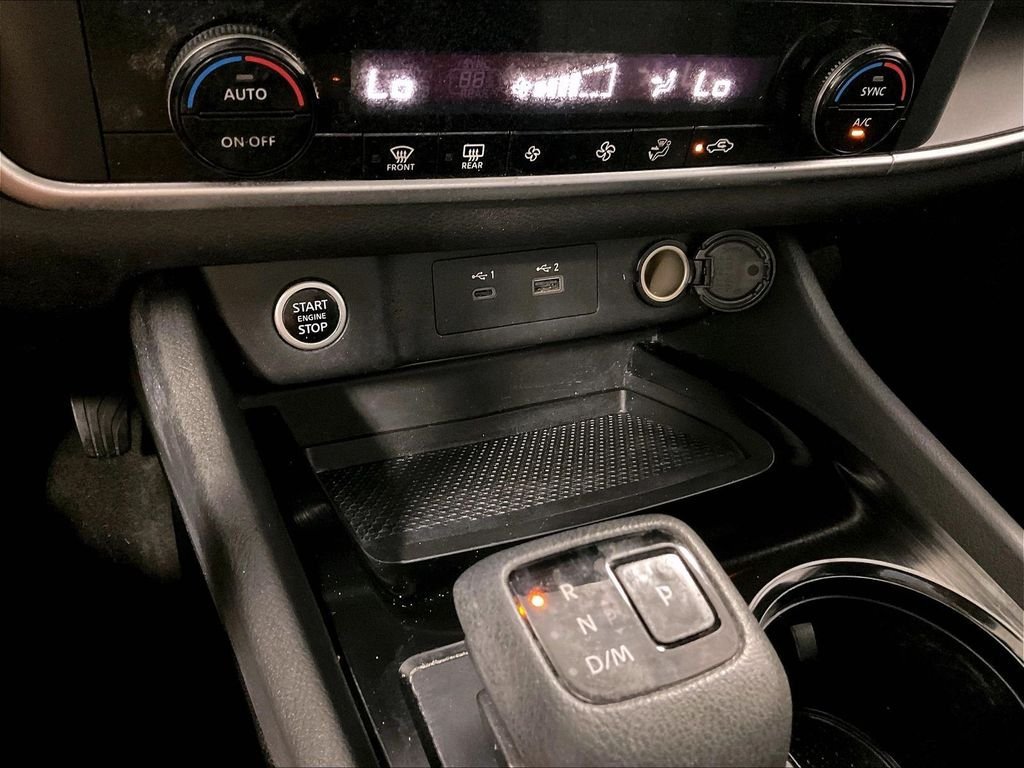 Used 2023 Nissan Rogue SV AWD/4WD image 26