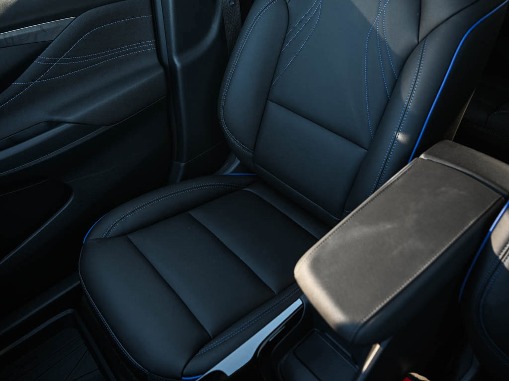 New 2026 Buick Envista Sport Touring w/ Convenience I Package FWD image 26
