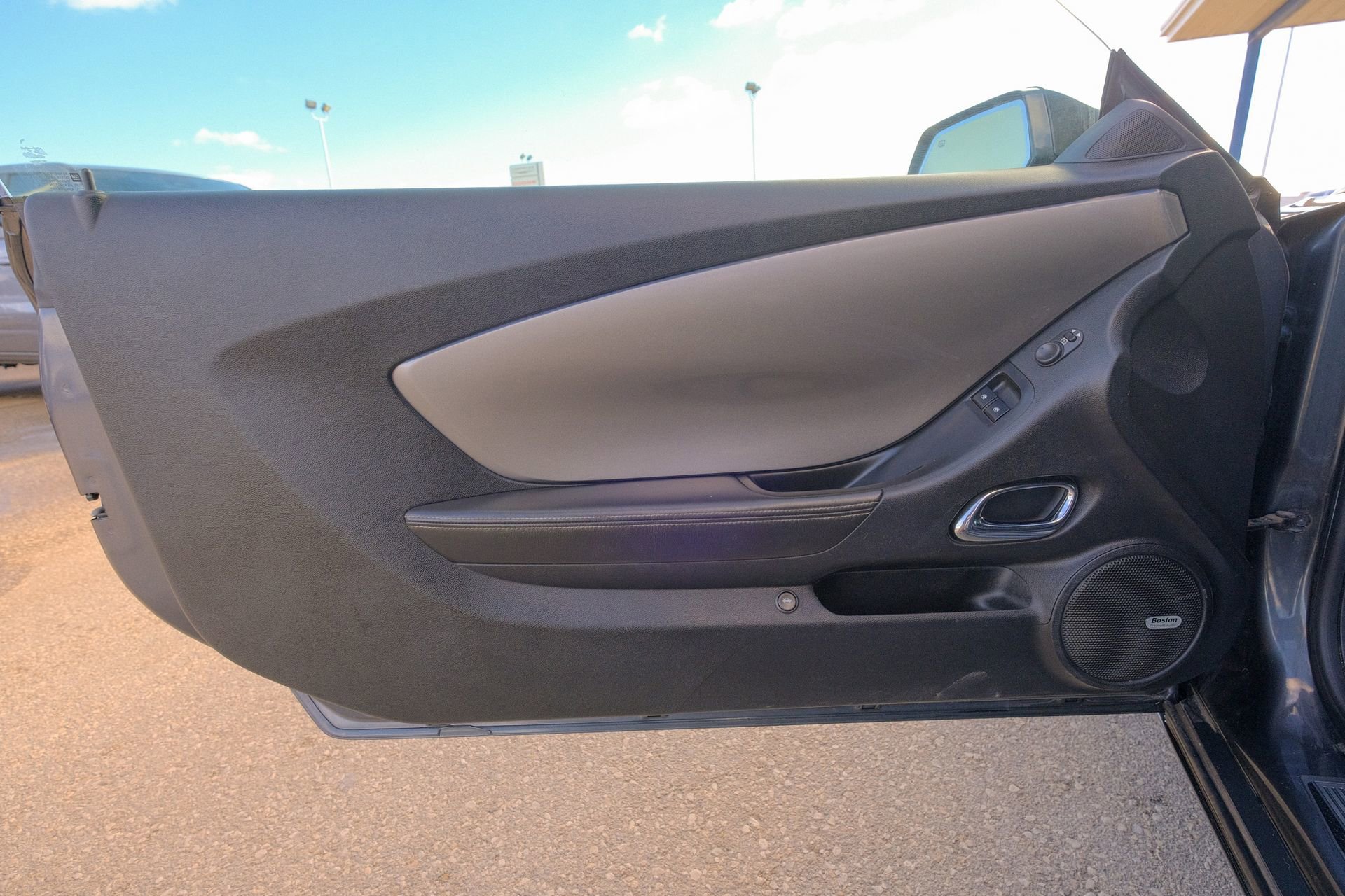 Used 2010 Chevrolet Camaro SS image 26