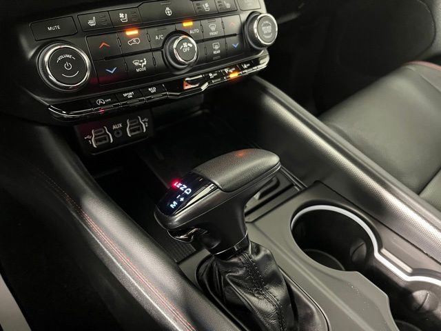 Used 2023 Dodge Durango GT image 34