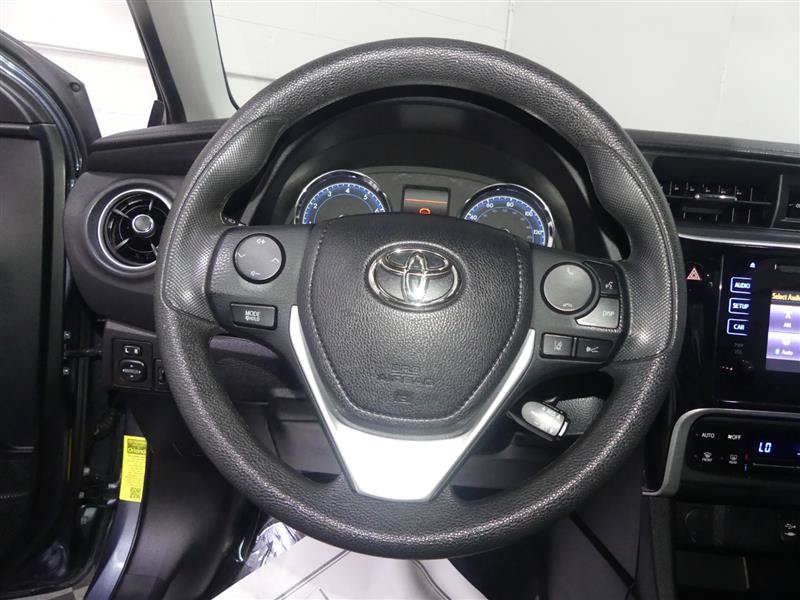 Used 2019 Toyota Corolla LE FWD image 29