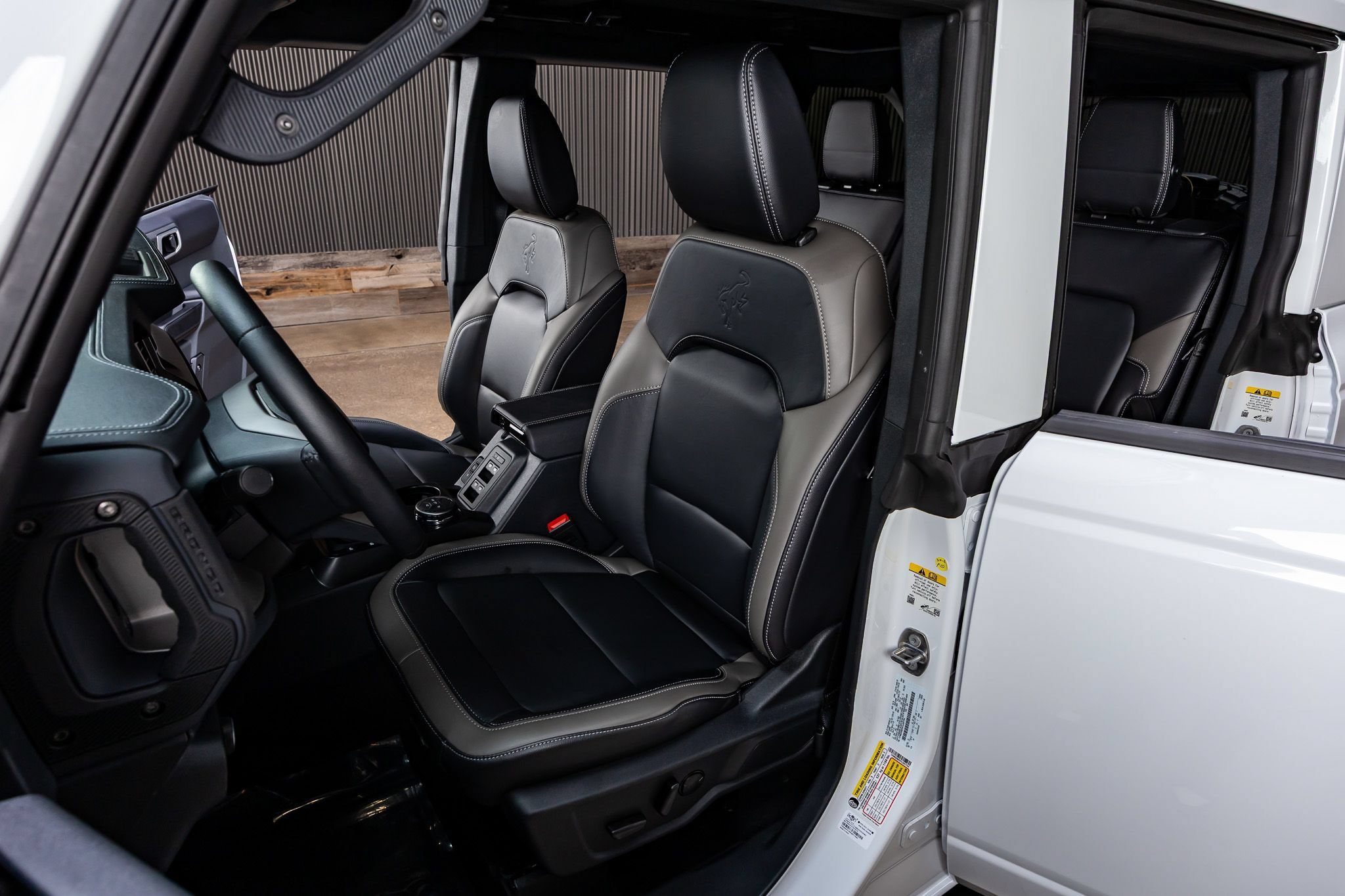 Used 2026 Ford Bronco Outer Banks AWD/4WD image 28