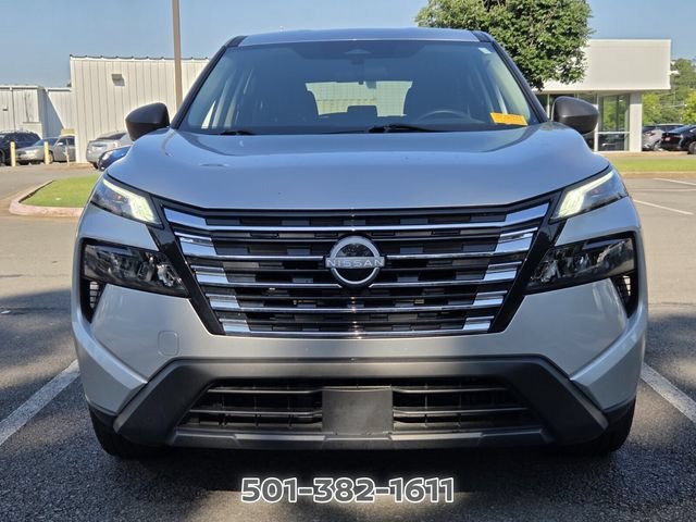 Used 2024 Nissan Rogue S AWD/4WD image 8