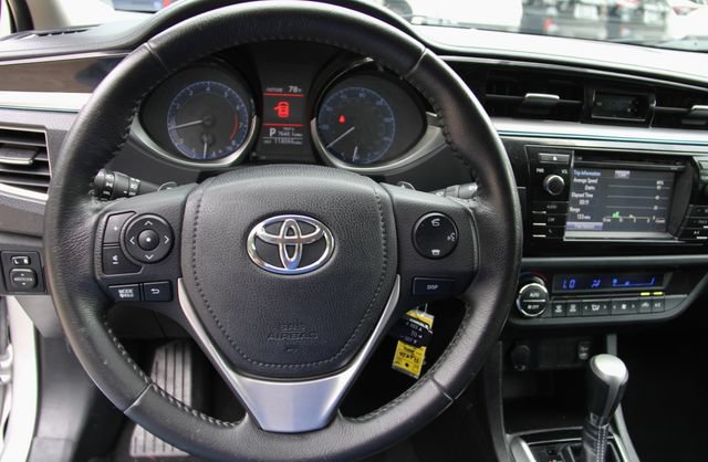 Used 2014 Toyota Corolla S FWD image 19