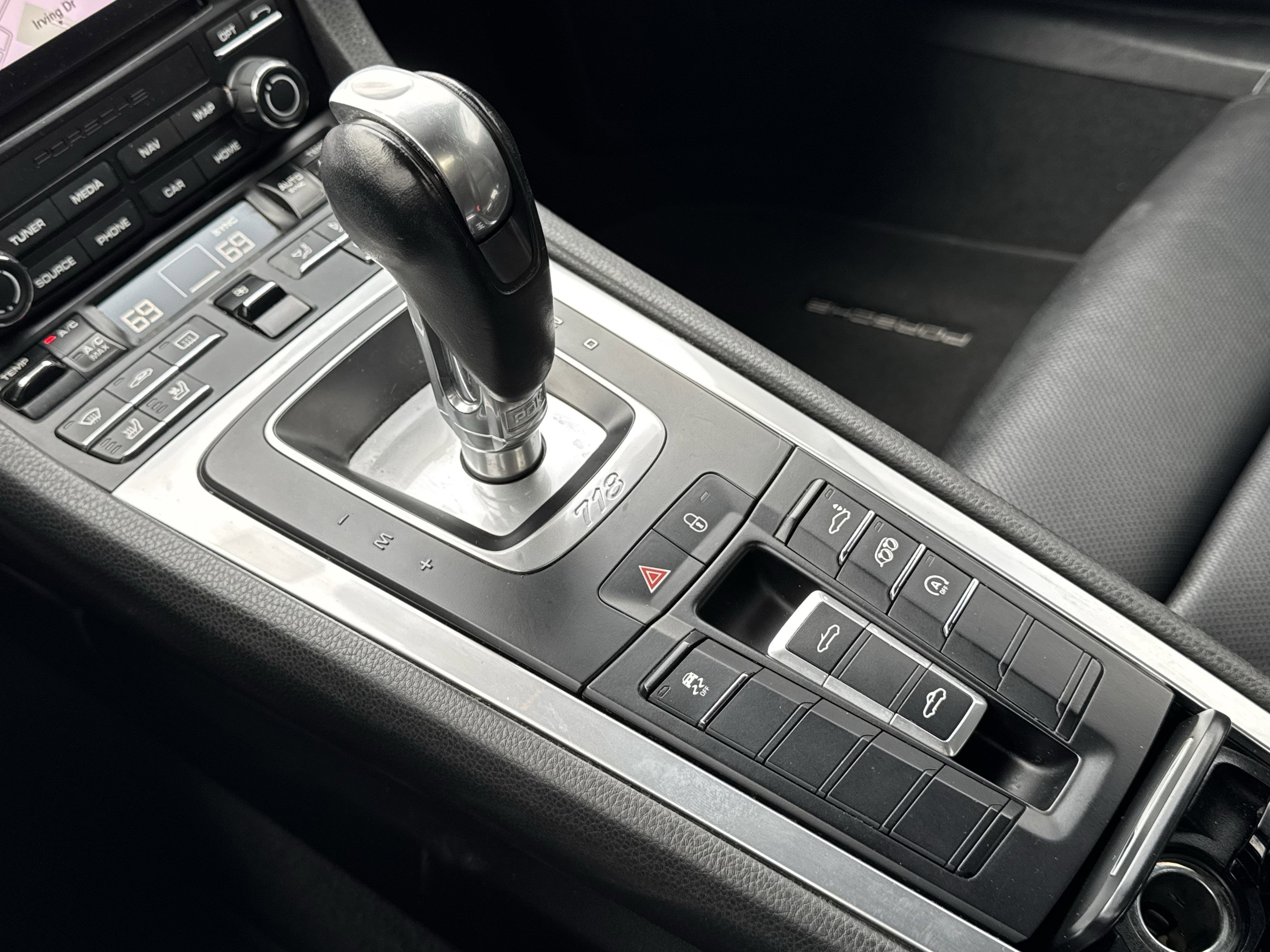 Used 2017 Porsche 718 Boxster S image 7