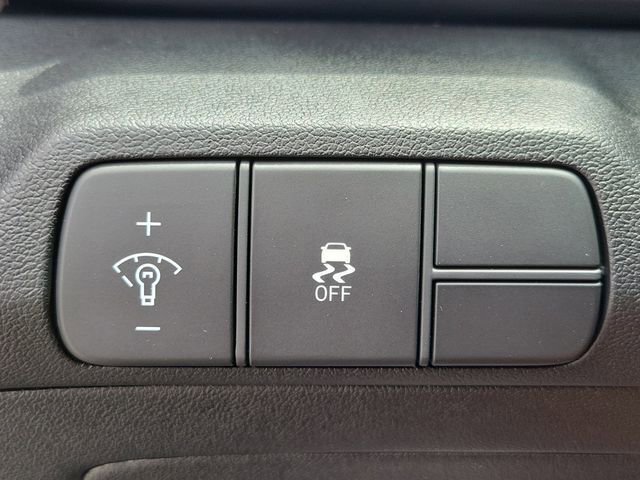 New 2026 Hyundai Elantra Sport FWD image 19