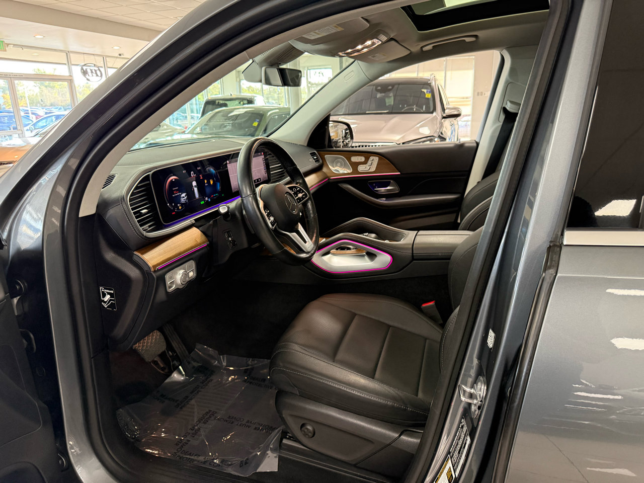 Used 2020 Mercedes-Benz GLS 450 4MATIC image 10