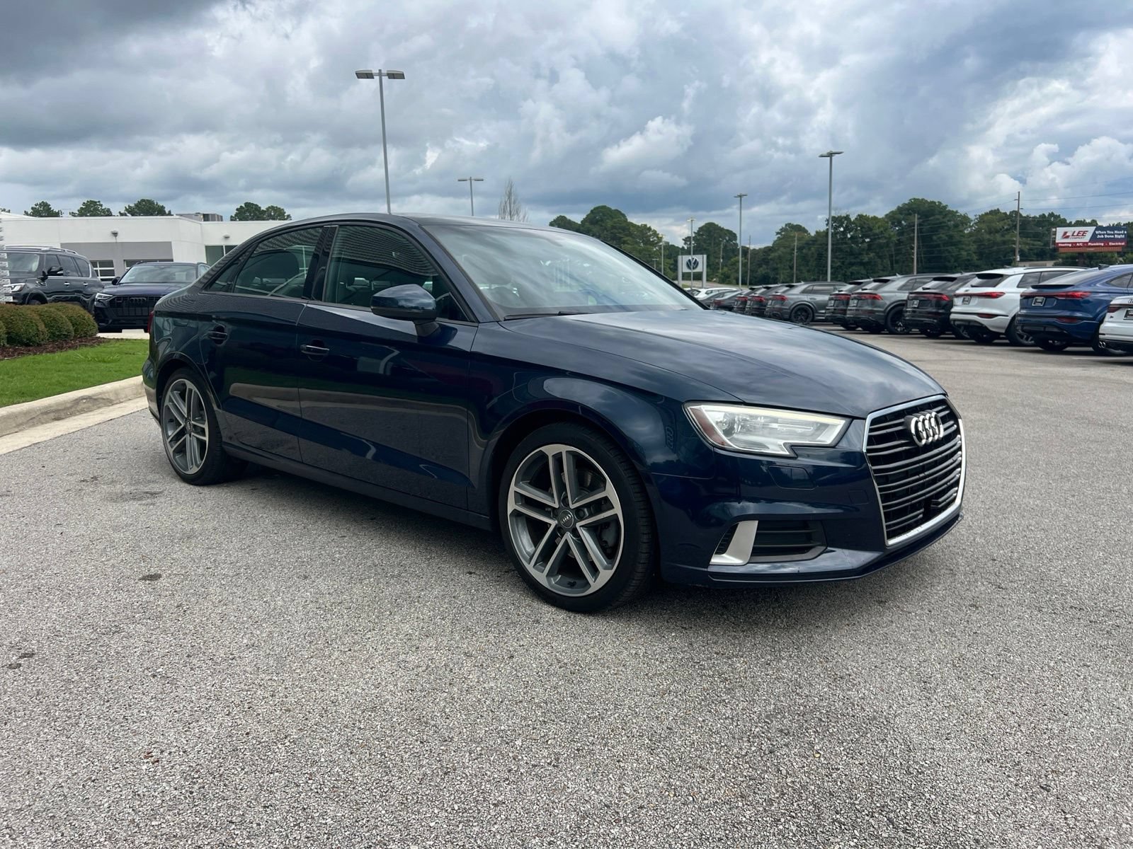 Used 2018 Audi A3 2.0T Premium w/ Convenience Package FWD image 3