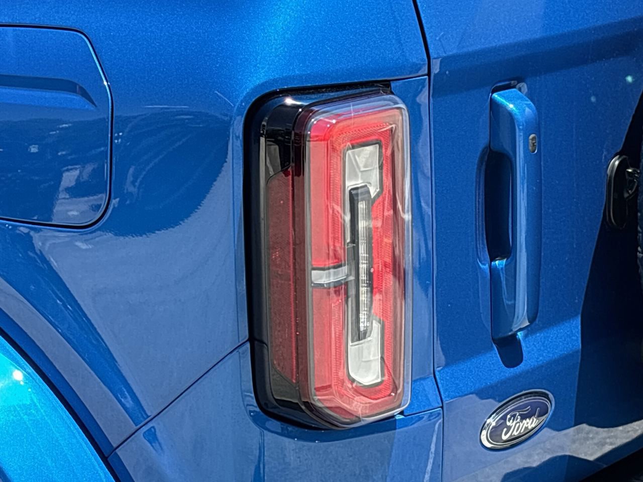 Used 2022 Ford Bronco Outer Banks AWD/4WD image 7