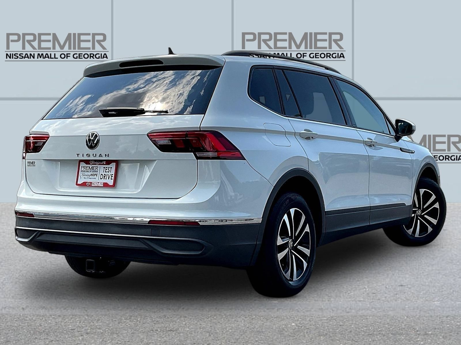Used 2022 Volkswagen Tiguan S w/ IQ.Drive Package FWD image 7