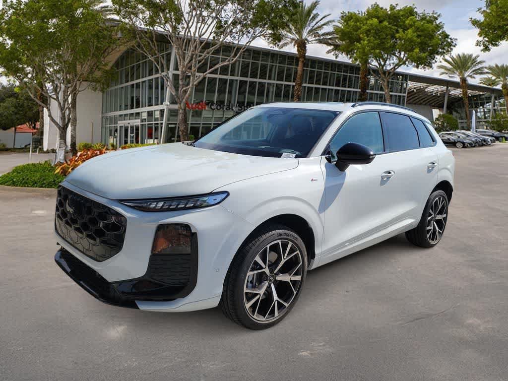 New 2026 Audi Q3 quattro 2.0T AWD/4WD image 1