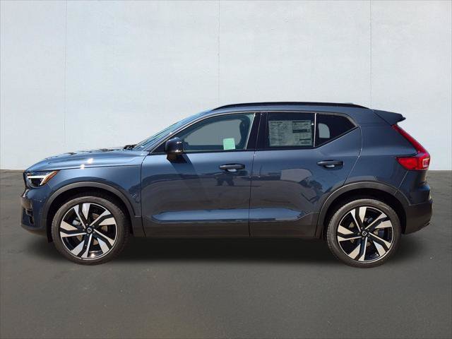 New 2026 Volvo XC40 B5 Ultra w/ Protection Package Premier AWD/4WD image 3