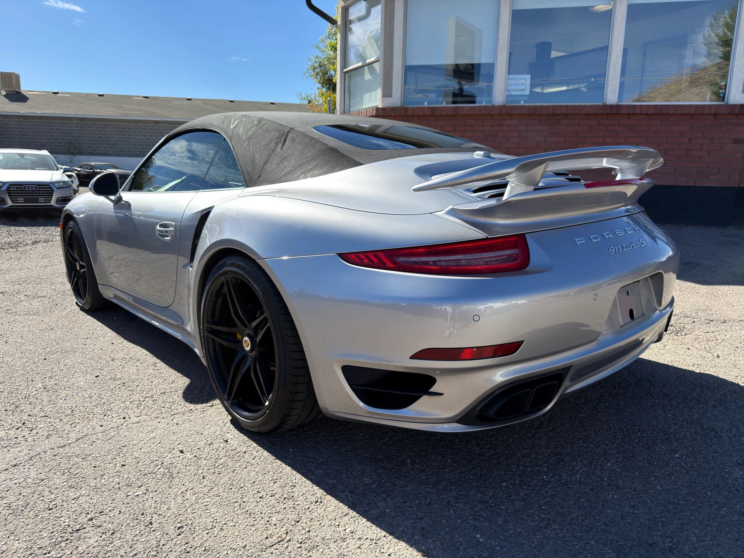 Used 2016 Porsche 911 Turbo S AWD/4WD image 9