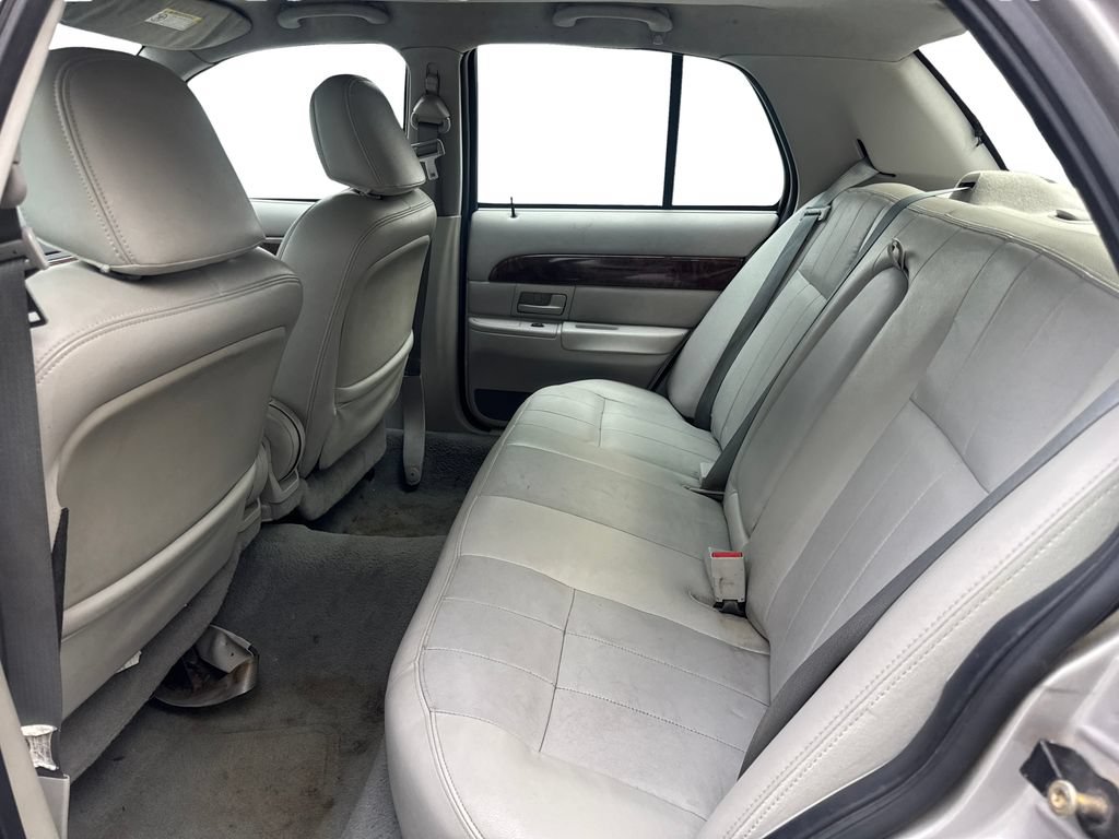 Used 2004 Mercury Grand Marquis LS RWD image 13