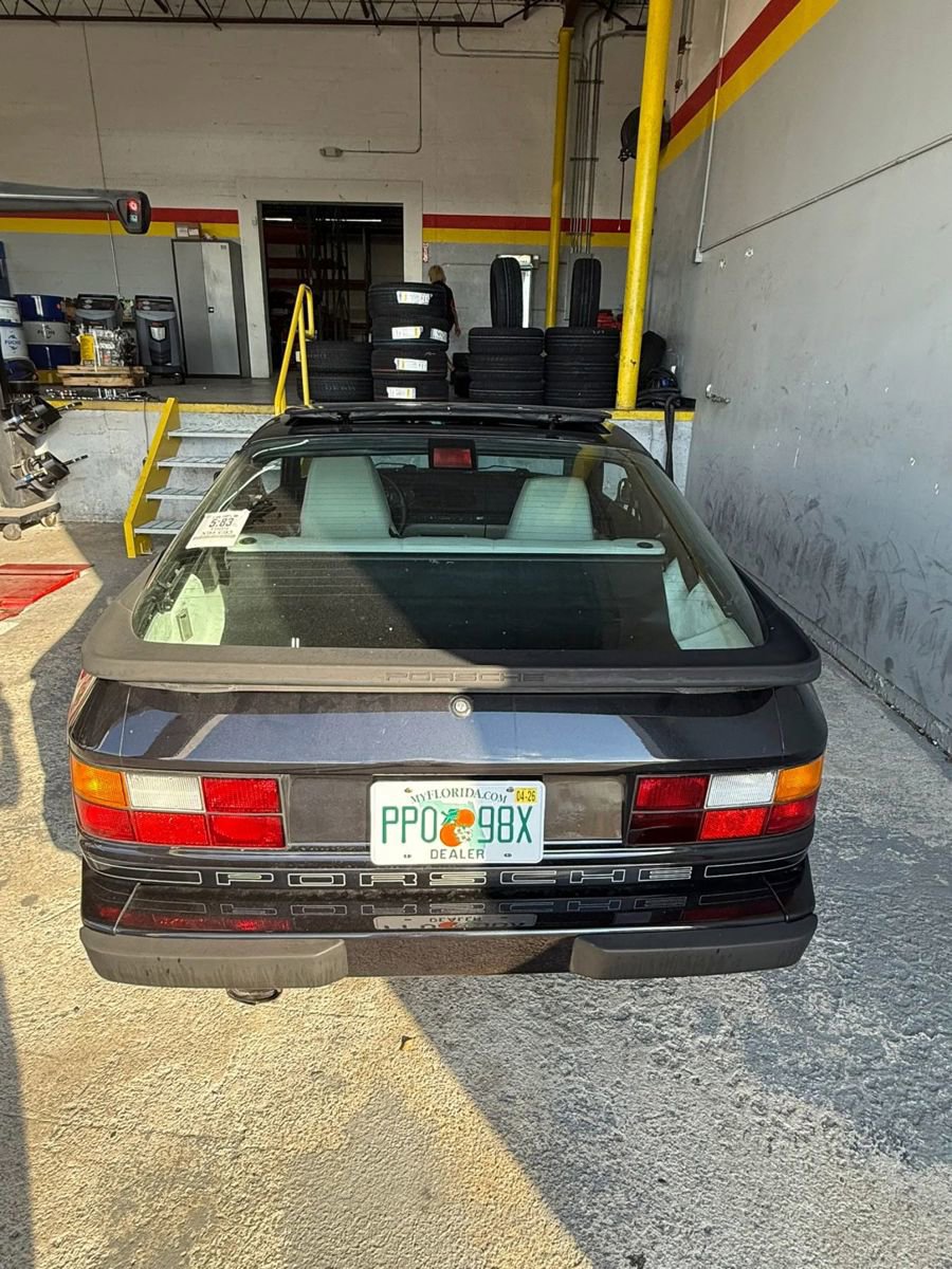 Used 1989 Porsche 944 S2 image 53