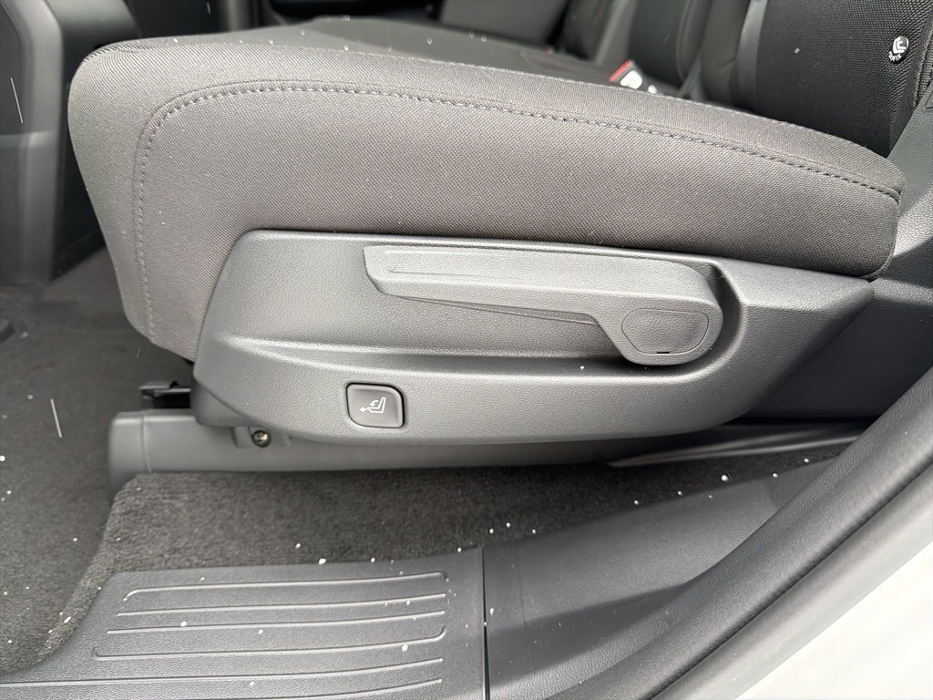 New 2026 Hyundai Santa Fe SE image 16