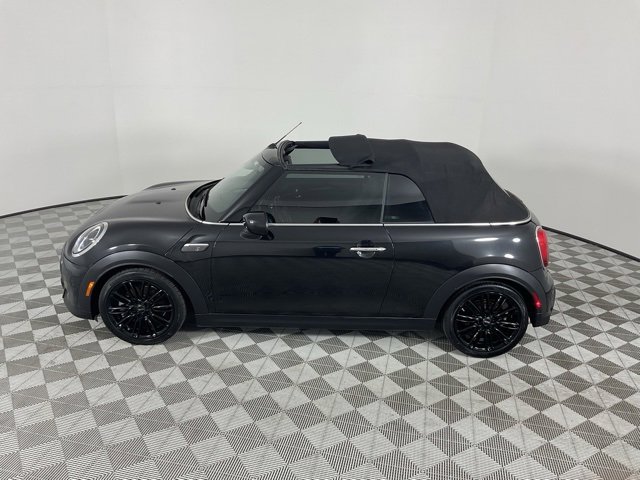 Used 2024 MINI Cooper S image 4