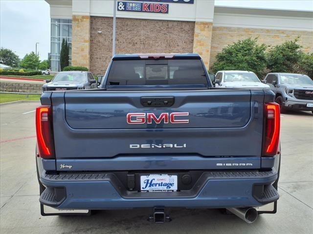New 2025 GMC Sierra 3500 Denali w/ Denali Reserve Package image 24